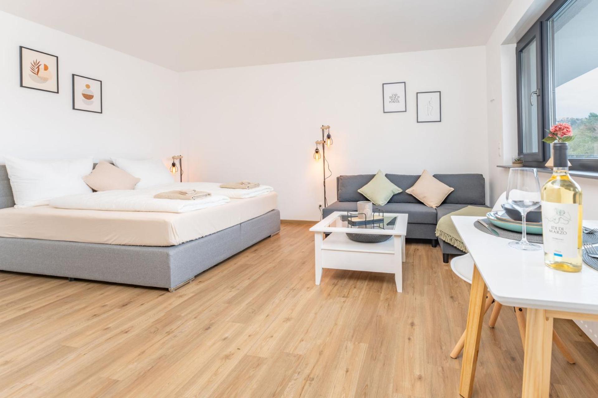 Modernes Apartment Mit Privatem Stellplatz Wenige Minuten Von Der Innenstadt & Mosel Koblenz (Rhineland-Palatinate) Exterior foto